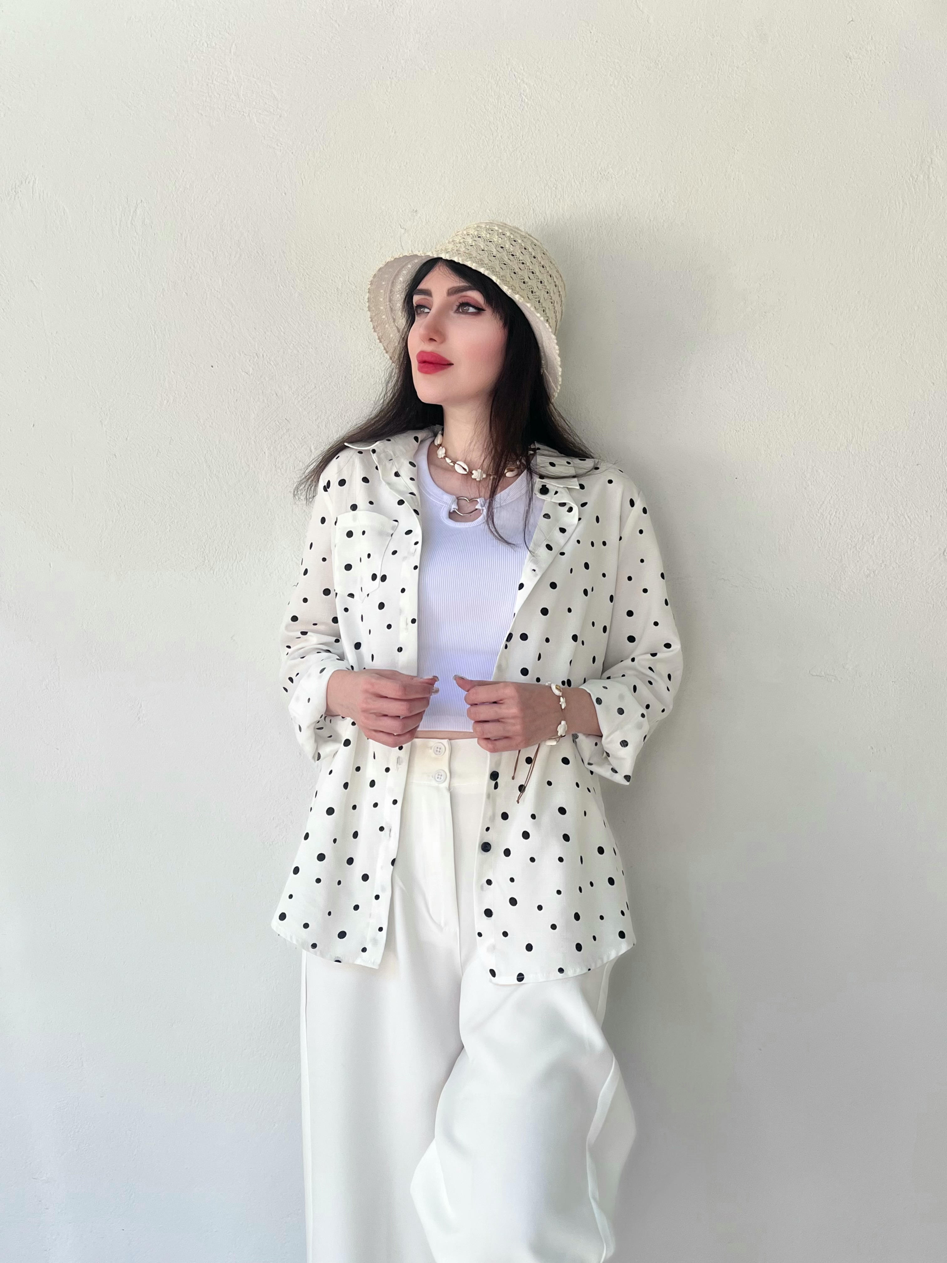 شومیز خالخالی